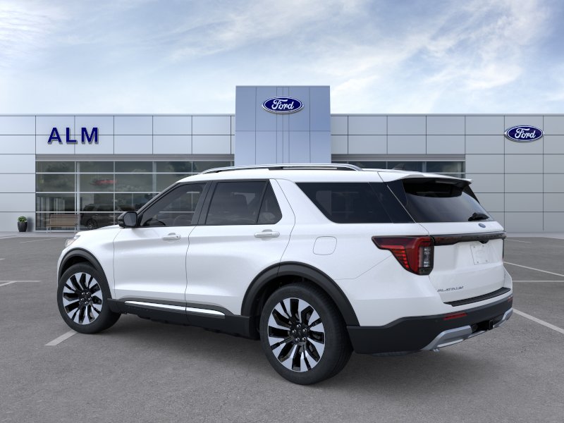 New 2026 Star White Metallic Tri-Coat Ford Platinum™ image 4