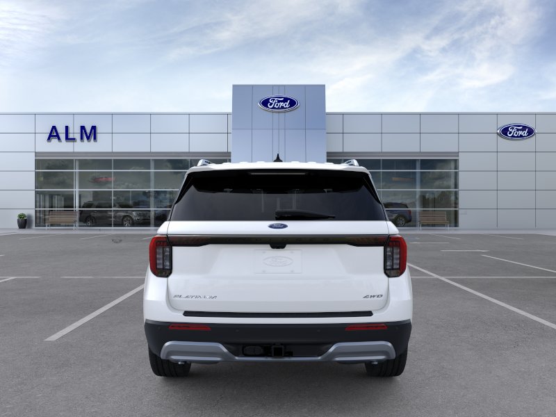 New 2026 Star White Metallic Tri-Coat Ford Platinum™ image 5