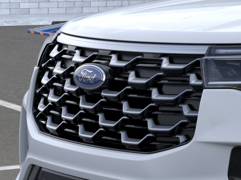 New 2026 Space White Metallic Ford Platinum image 40