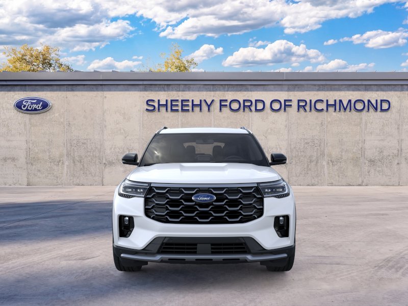 New 2026 Star White Metallic Tri-Coat Ford Platinum™ image 7