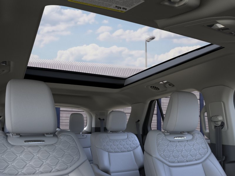 New 2026 Space White Metallic Ford Platinum™ image 22