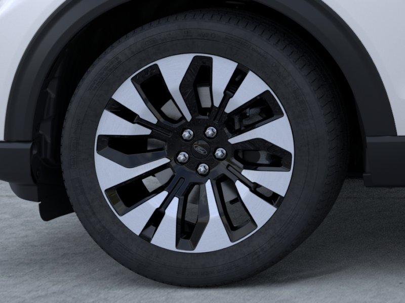 New 2026 Star White Metallic Tri-Coat Ford Platinum™ image 19