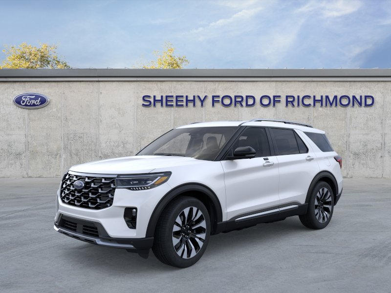 New 2026 Star White Metallic Tri-Coat Ford Platinum™ image 2