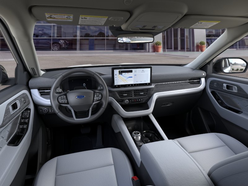 New 2026 Star White Metallic Tri-Coat Ford Platinum™ image 30
