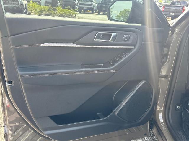 New 2026 Marsh Gray Ford Tremor® image 45