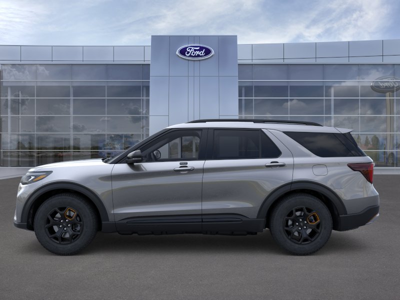 New 2026 Carbonized Gray Metallic Ford Tremor image 26