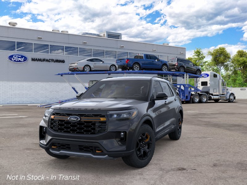 New 2026 Agate Black Metallic Ford Tremor® image 3