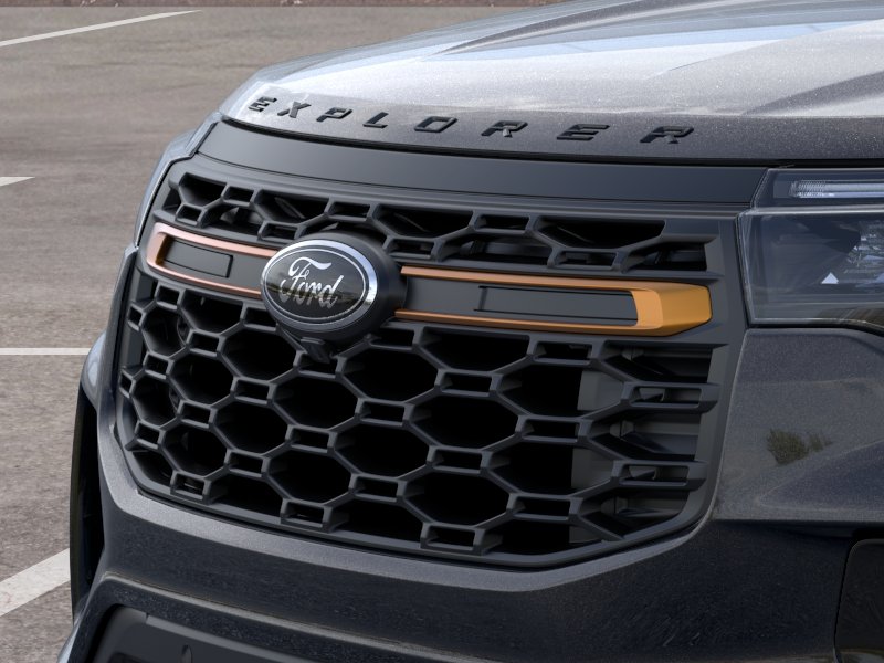 New 2026 Agate Black Metallic Ford Tremor® image 40