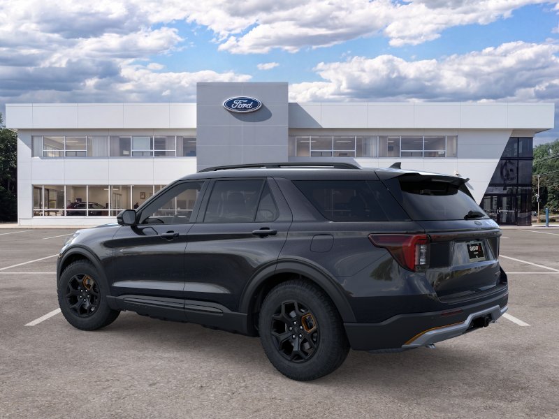 New 2026 Agate Black Metallic Ford Tremor® image 27