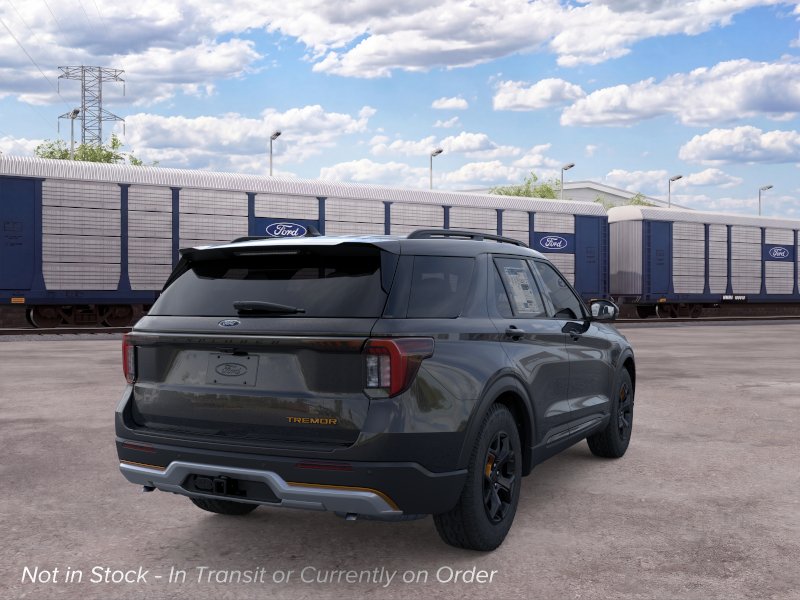 New 2026 Agate Black Metallic Ford Tremor® image 31
