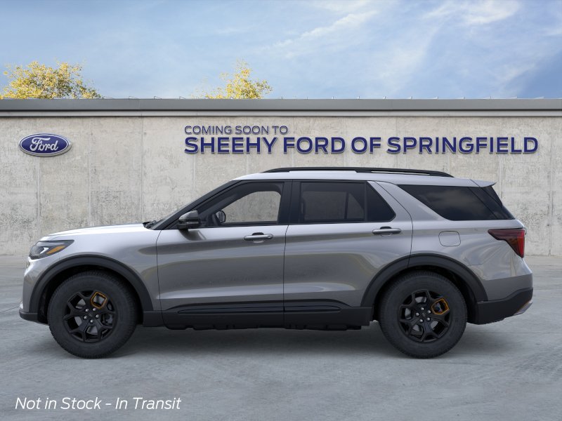 New 2026 Carbonized Gray Metallic Ford Tremor® image 5