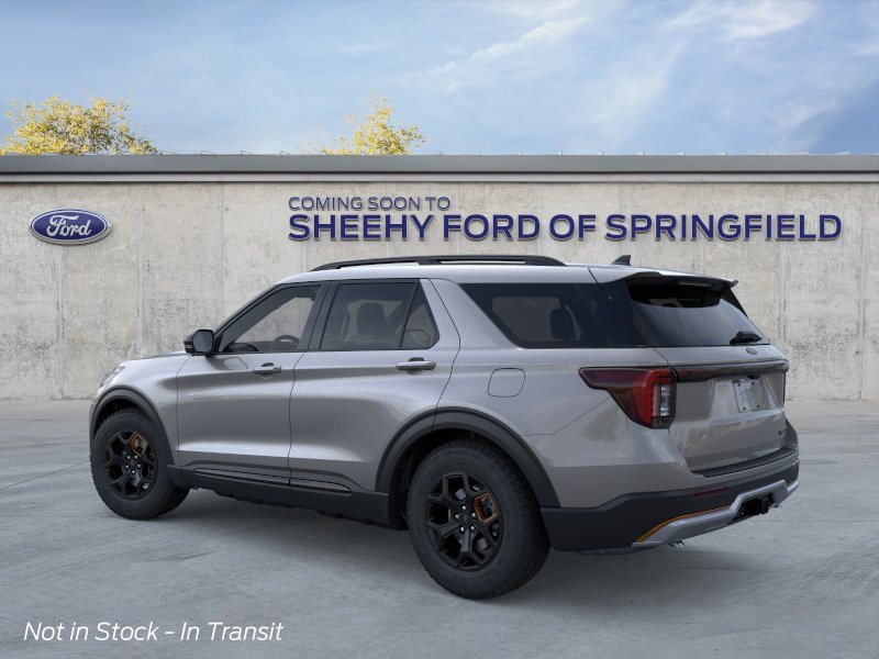 New 2026 Carbonized Gray Metallic Ford Tremor® image 6
