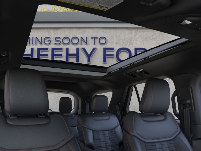 New 2026 Star White Metallic Tri-Coat Ford ST-Line image 45