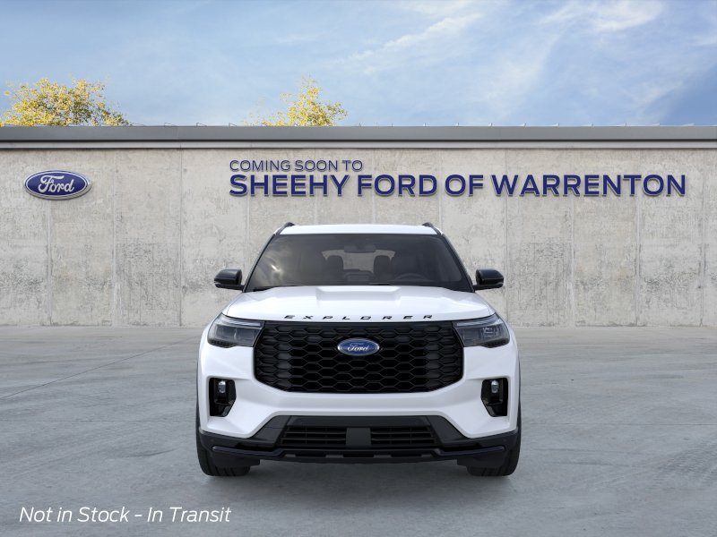 New 2026 Star White Metallic Tri-Coat Ford ST-Line image 25