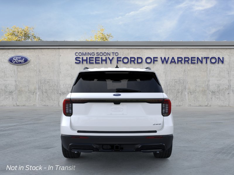 New 2026 Star White Metallic Tri-Coat Ford ST-Line image 30