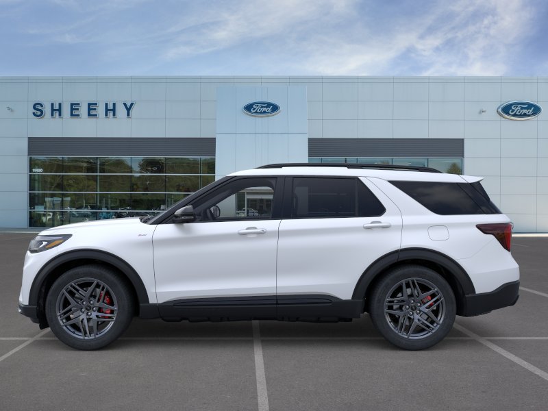 New 2026 Star White Metallic Tri-Coat Ford ST-Line image 28