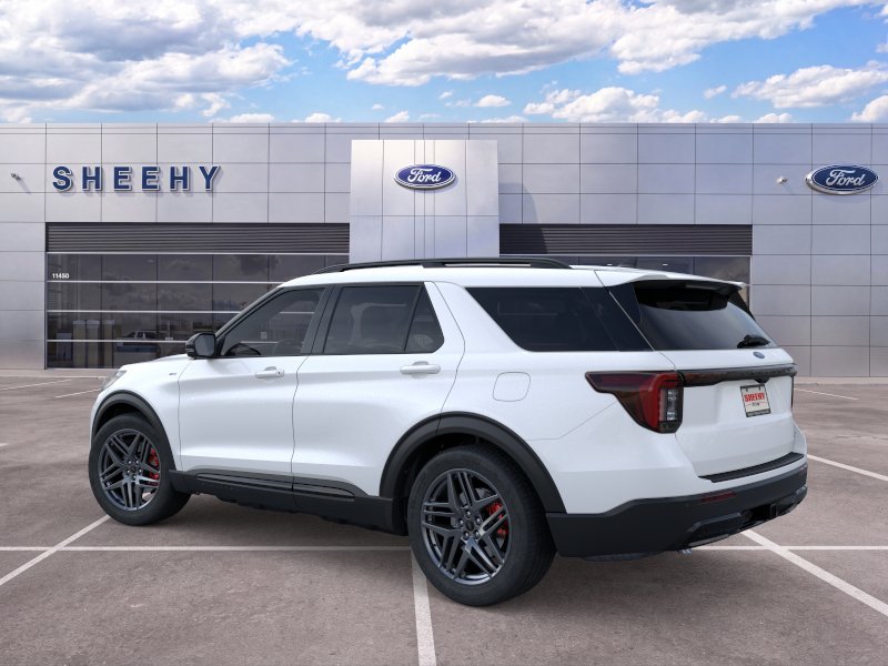 New 2026 Star White Metallic Tri-Coat Ford ST-Line image 6