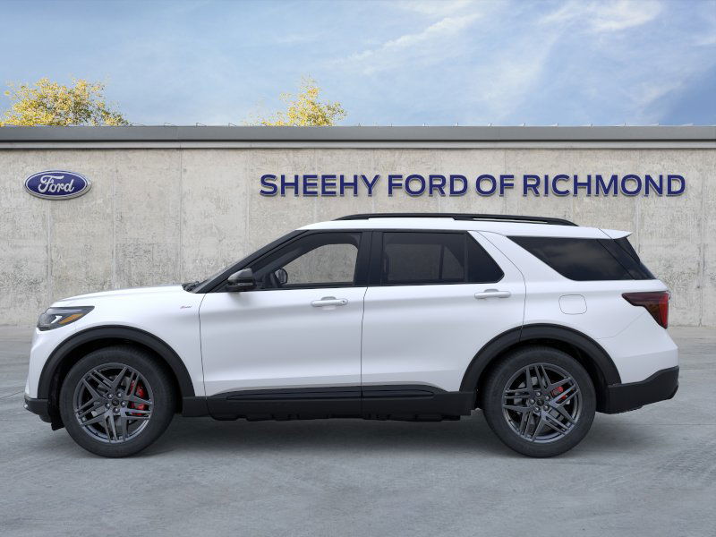 New 2026 Star White Metallic Tri-Coat Ford ST-Line image 27