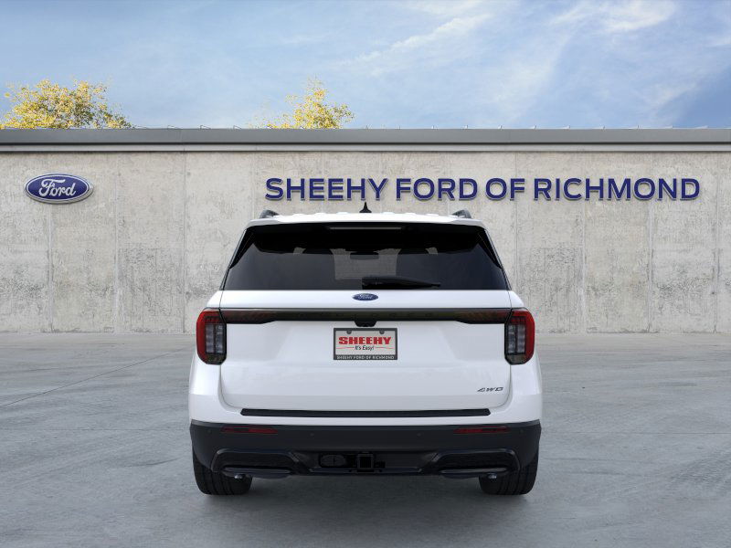 New 2026 Star White Metallic Tri-Coat Ford ST-Line image 29