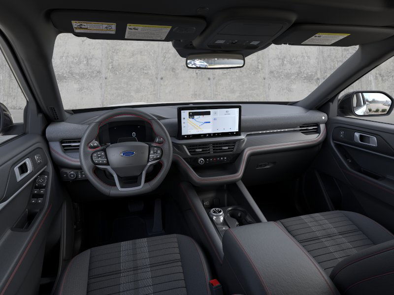 New 2026 Star White Metallic Tri-Coat Ford ST-Line image 32