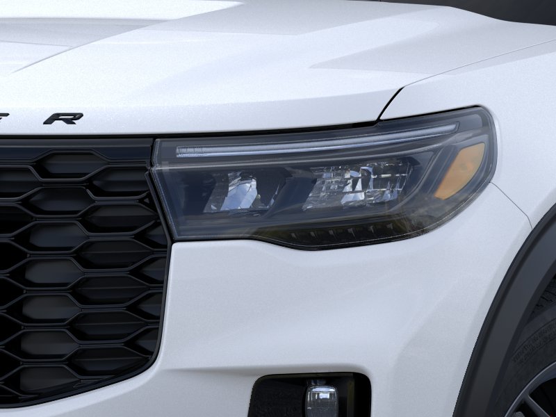 New 2026 Star White Metallic Tri-Coat Ford ST-Line image 39