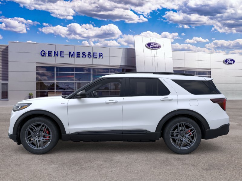New 2026 Star White Metallic Tri-Coat Ford ST-Line image 24