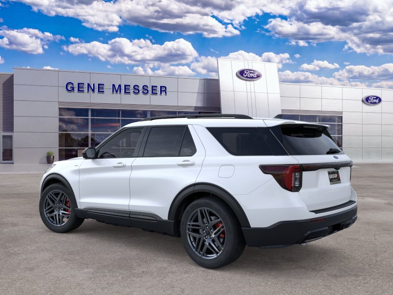New 2026 Star White Metallic Tri-Coat Ford ST-Line image 25
