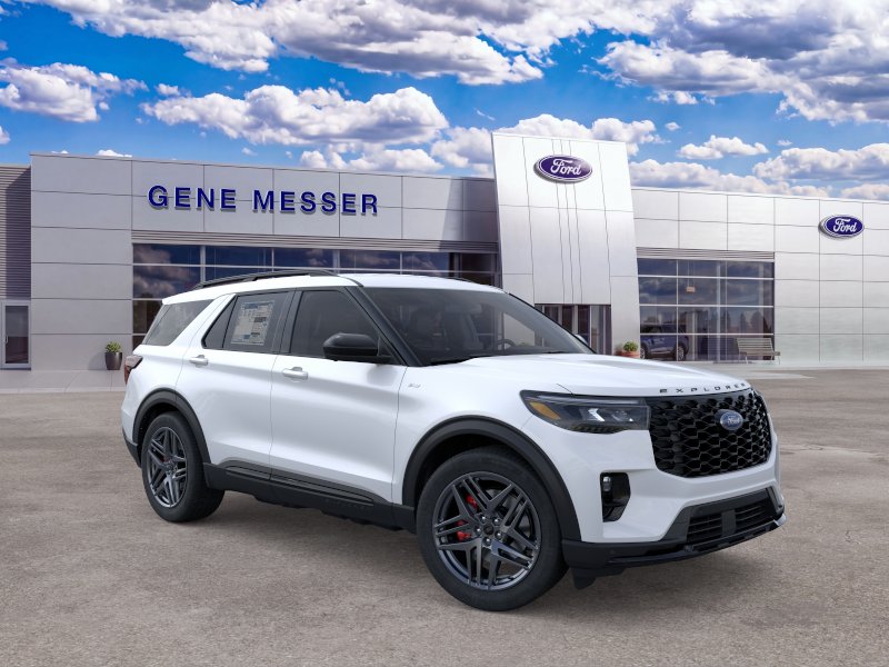 New 2026 Star White Metallic Tri-Coat Ford ST-Line image 28