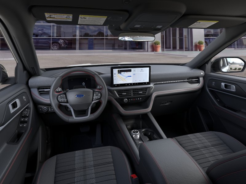 New 2026 Star White Metallic Tri-Coat Ford ST-Line image 30