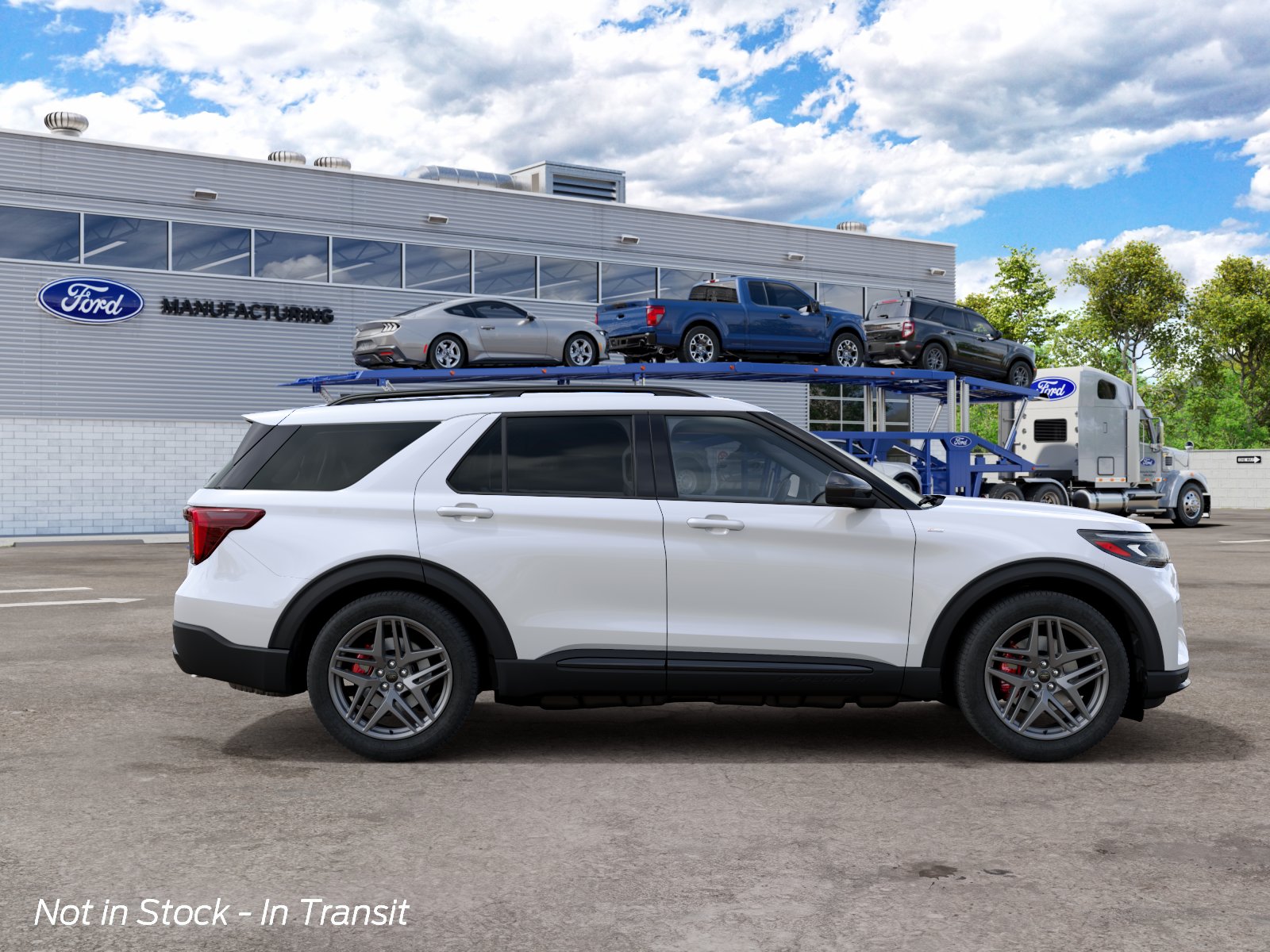 New 2027 Star White Metallic Tri-Coat Ford ST-Line image 8