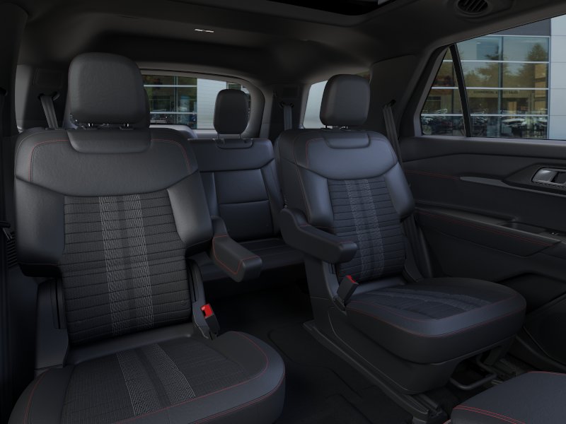 New 2026 Space White Metallic Ford ST-Line image 34