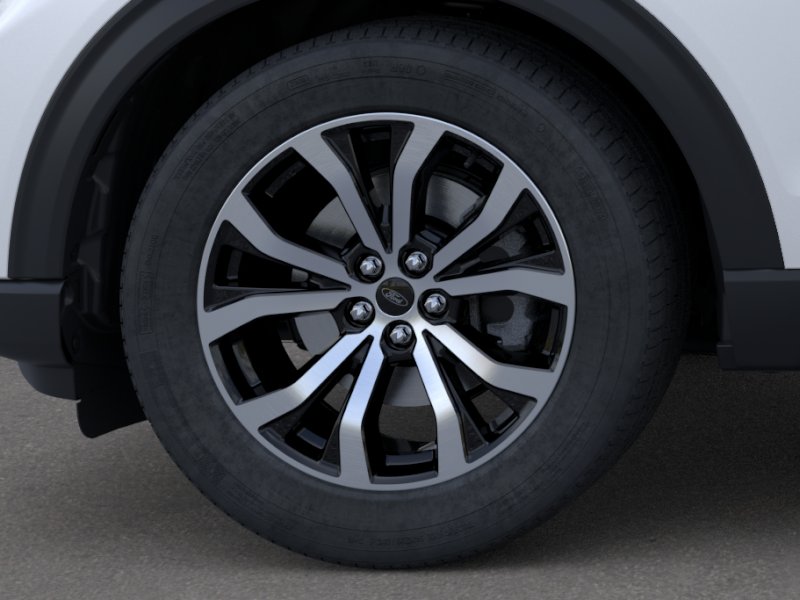 New 2026 Star White Metallic Tri-Coat Ford ST-Line image 56