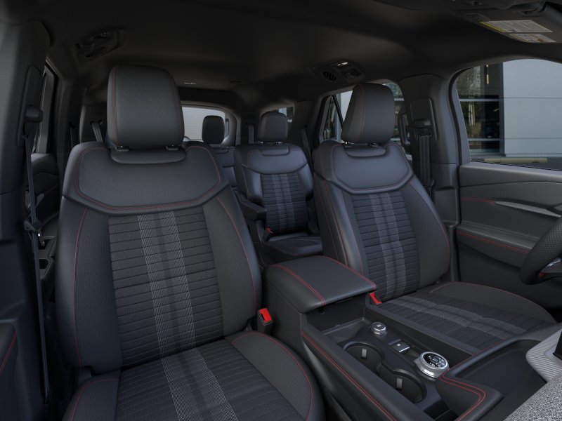 New 2026 Space White Metallic Ford ST-Line image 43
