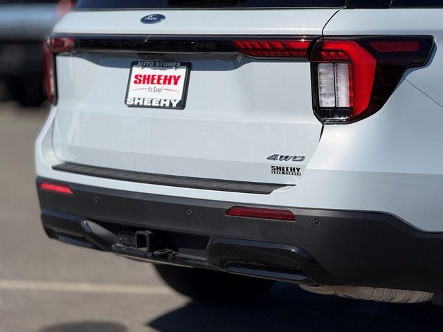 New 2026 Space White Metallic Ford ST-Line image 27