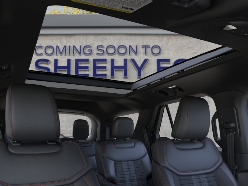 New 2026 Star White Metallic Tri-Coat Ford ST-Line image 45