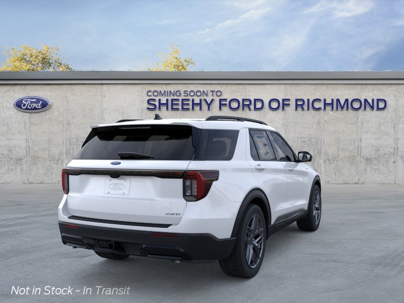 New 2026 Star White Metallic Tri-Coat Ford ST-Line image 31