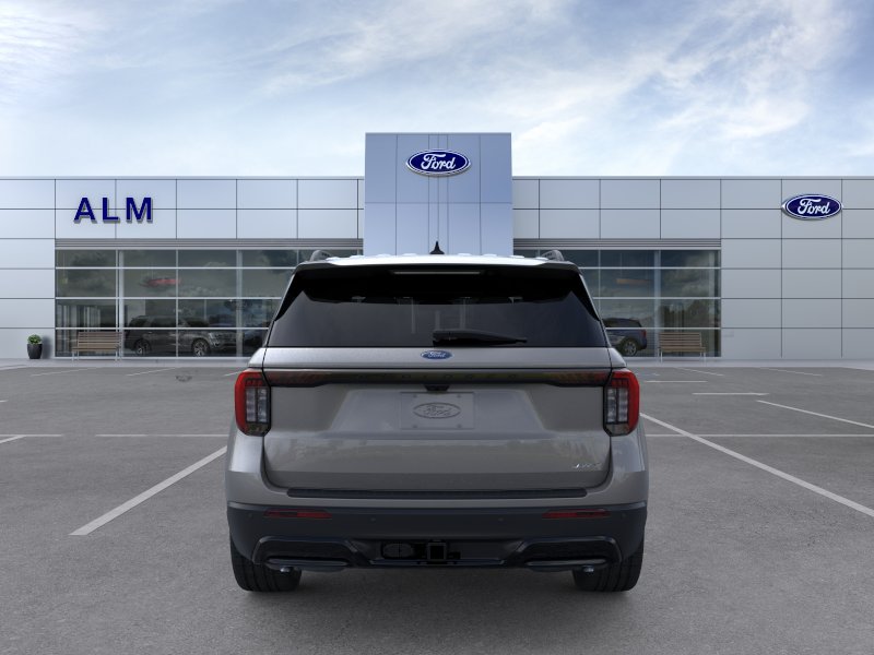 New 2026 Carbonized Gray Metallic Ford ST-Line image 5