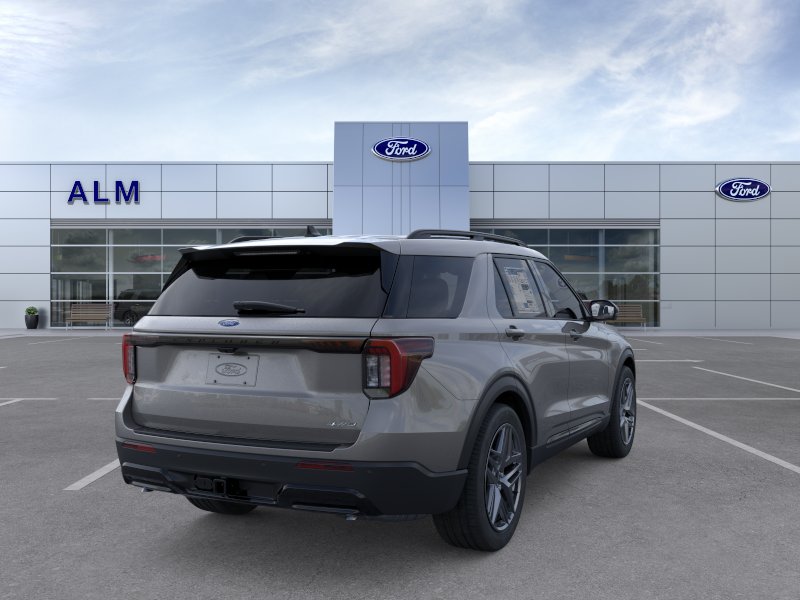 New 2026 Carbonized Gray Metallic Ford ST-Line image 8