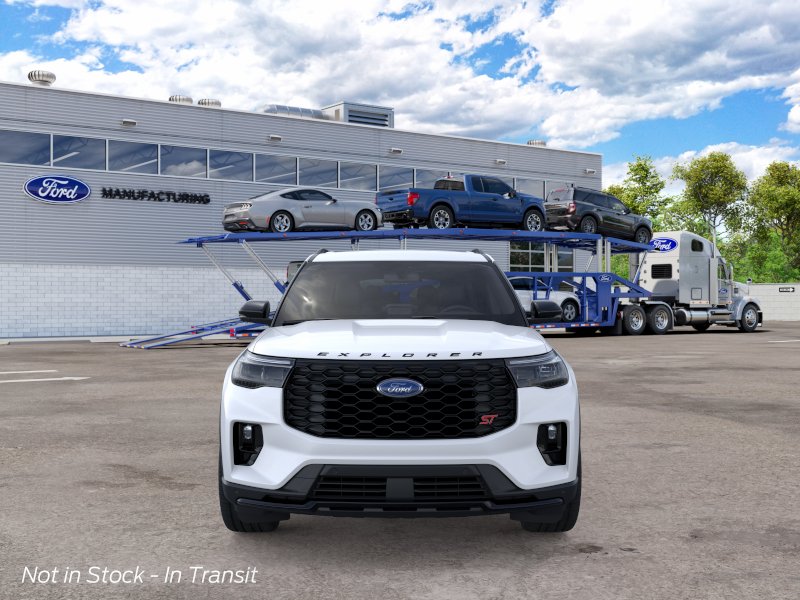 New 2026 Star White Metallic Tri-Coat Ford ST image 3