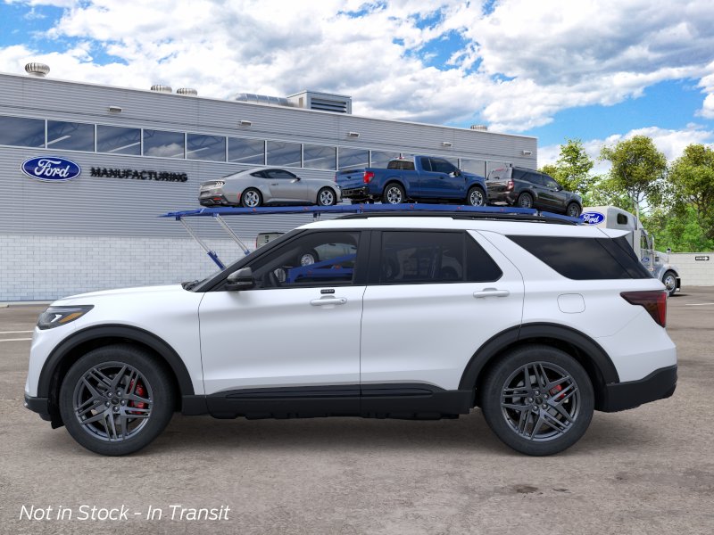 New 2026 Star White Metallic Tri-Coat Ford ST image 6