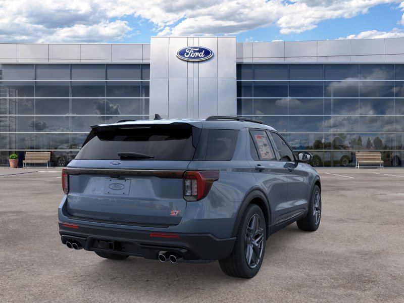 2026 Ford Explorer ST - Photo 8