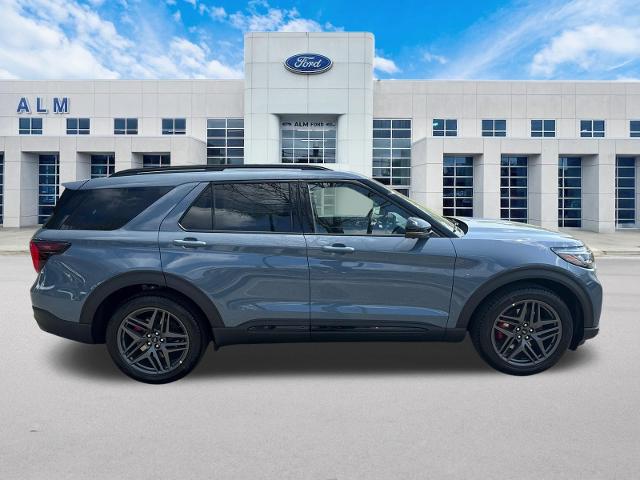 New 2026 Vapor Blue Metallic Ford ST image 39