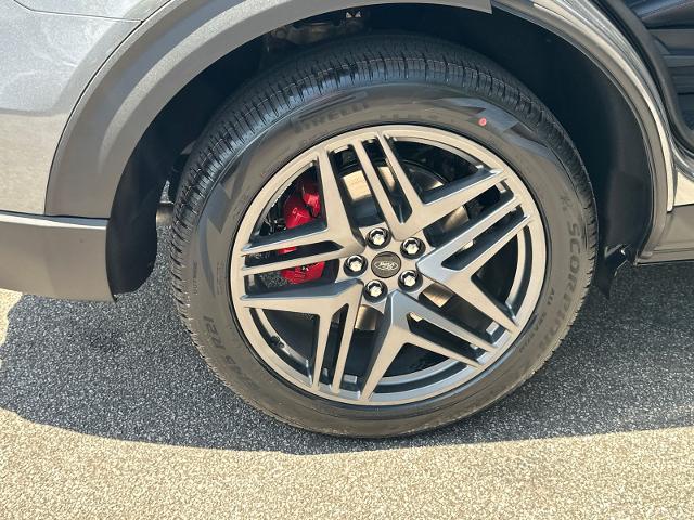 New 2026 Carbonized Gray Metallic Ford ST image 35