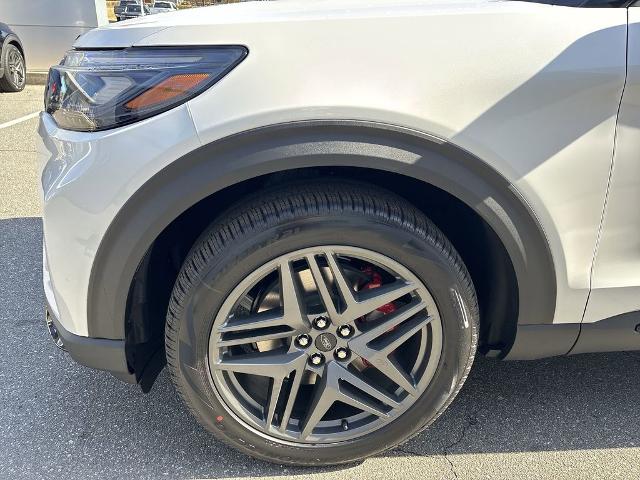 New 2026 Star White Metallic Tri-Coat Ford ST image 47