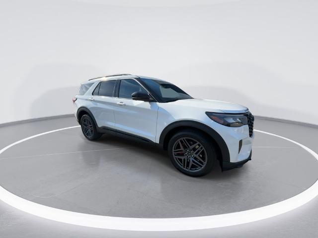New 2026 Star White Metallic Tri-Coat Ford ST image 30