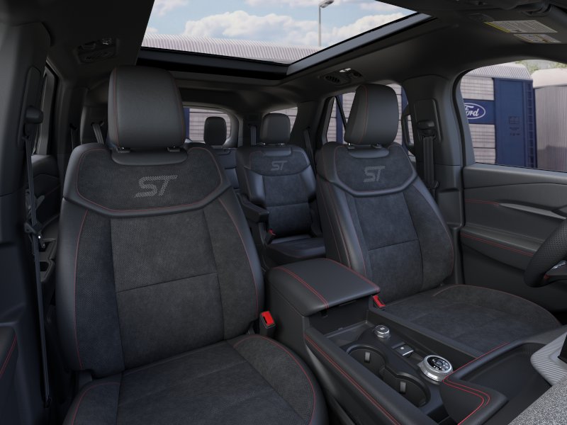 2026 Ford Explorer ST - Photo 10