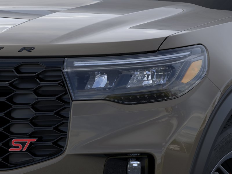 2026 Ford Explorer ST - Photo 18