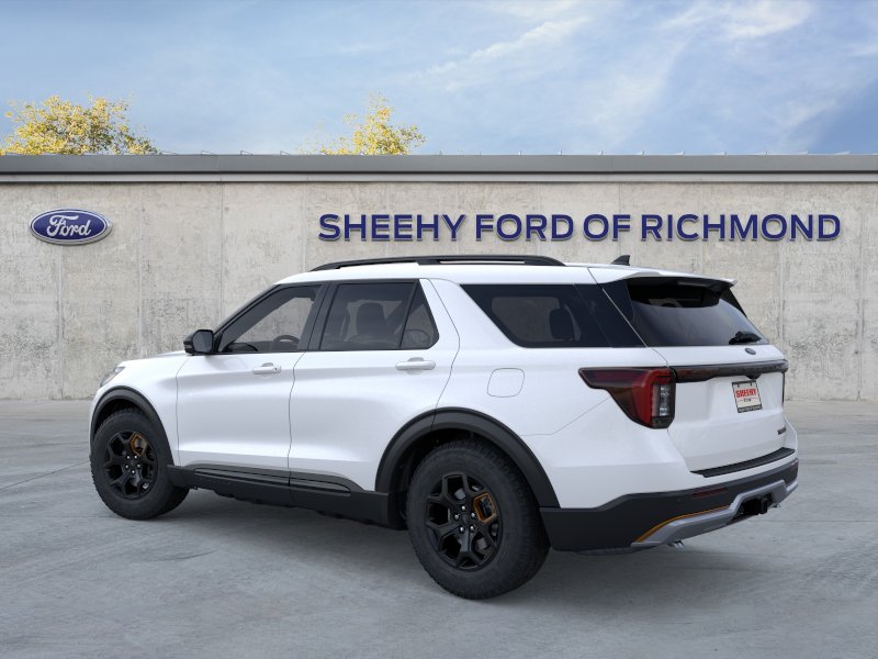 New 2026 Star White Metallic Tri-Coat Ford Tremor image 28