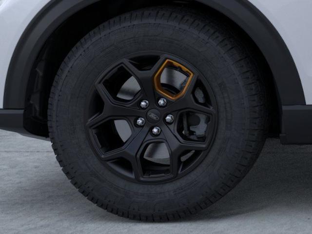 New 2026 Space White Metallic Ford Tremor image 42