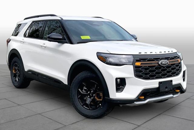New 2026 Star White Metallic Tri-Coat Ford Tremor® image 38